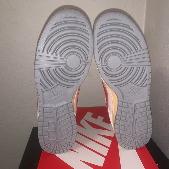 NIKE DUNK LOW ATHLETIC DEPARTMENT PICANTE RED SIZE 9.5M - Picture 5 of 7